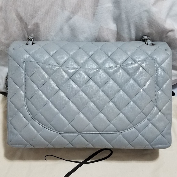 Authentic Chanel Maxi Single Flap - Picture 3 of 8